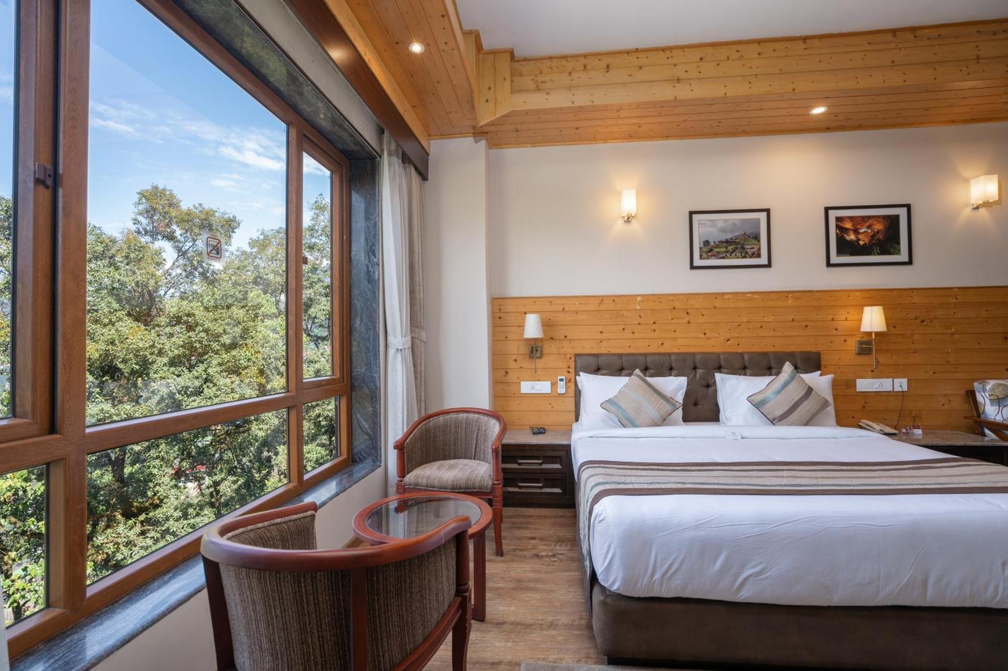 Summit Alpine Abode Hotel 5 Mins From Mg Marg Gangtok Exterior photo