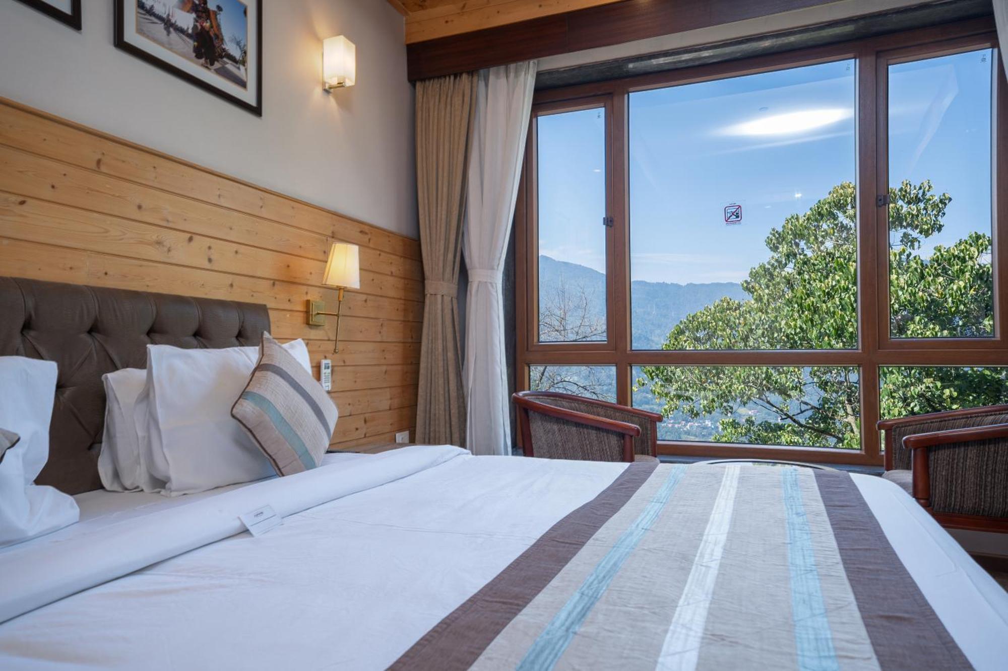Summit Alpine Abode Hotel 5 Mins From Mg Marg Gangtok Exterior photo