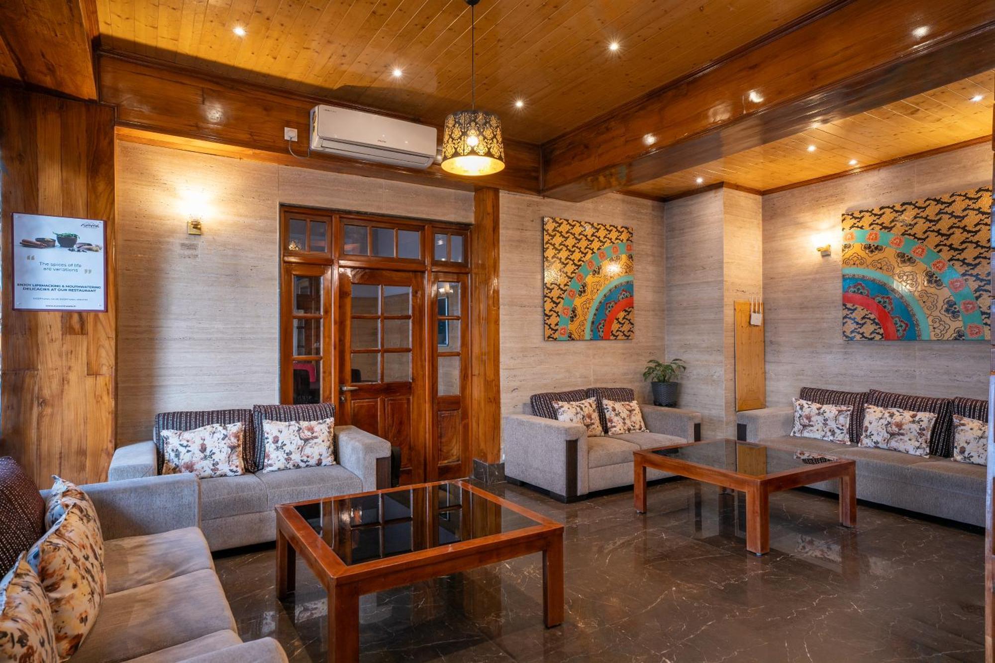 Summit Alpine Abode Hotel 5 Mins From Mg Marg Gangtok Exterior photo